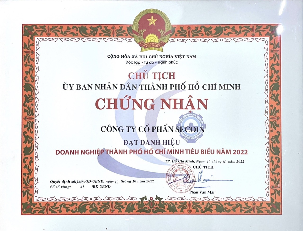 Ông Đinh Hồng Kỳ vinh dự nhận danh hiệu "Doanh nhân TP Hồ Chí Minh tiêu biểu" năm 2022
